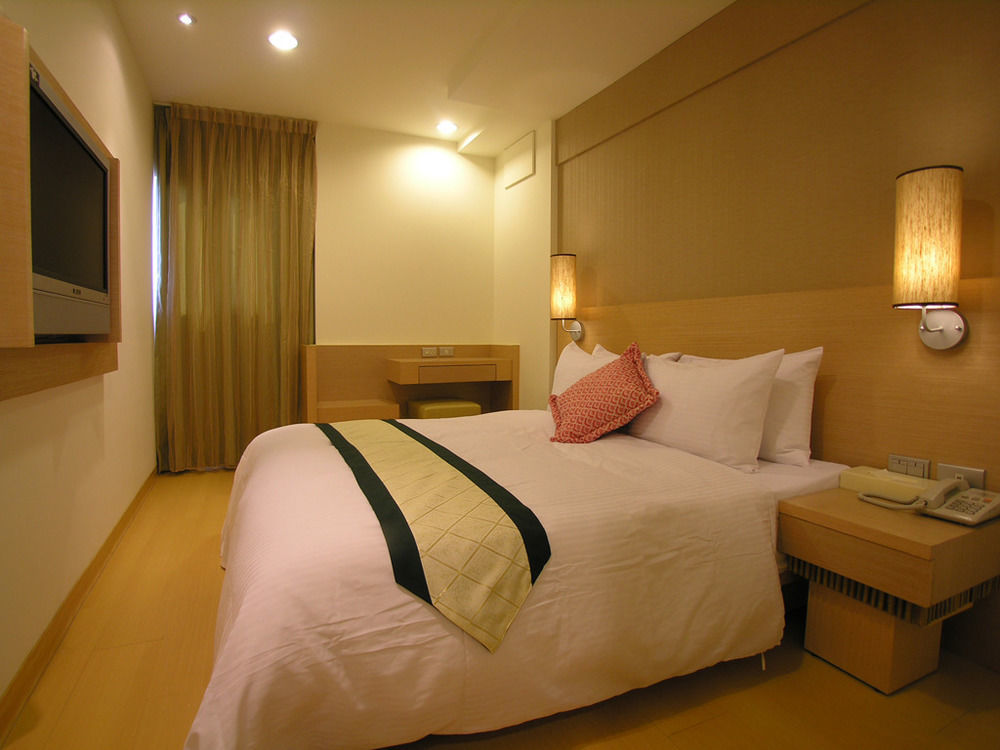 Fish Hotel - Yancheng เกาสง ภายนอก รูปภาพ